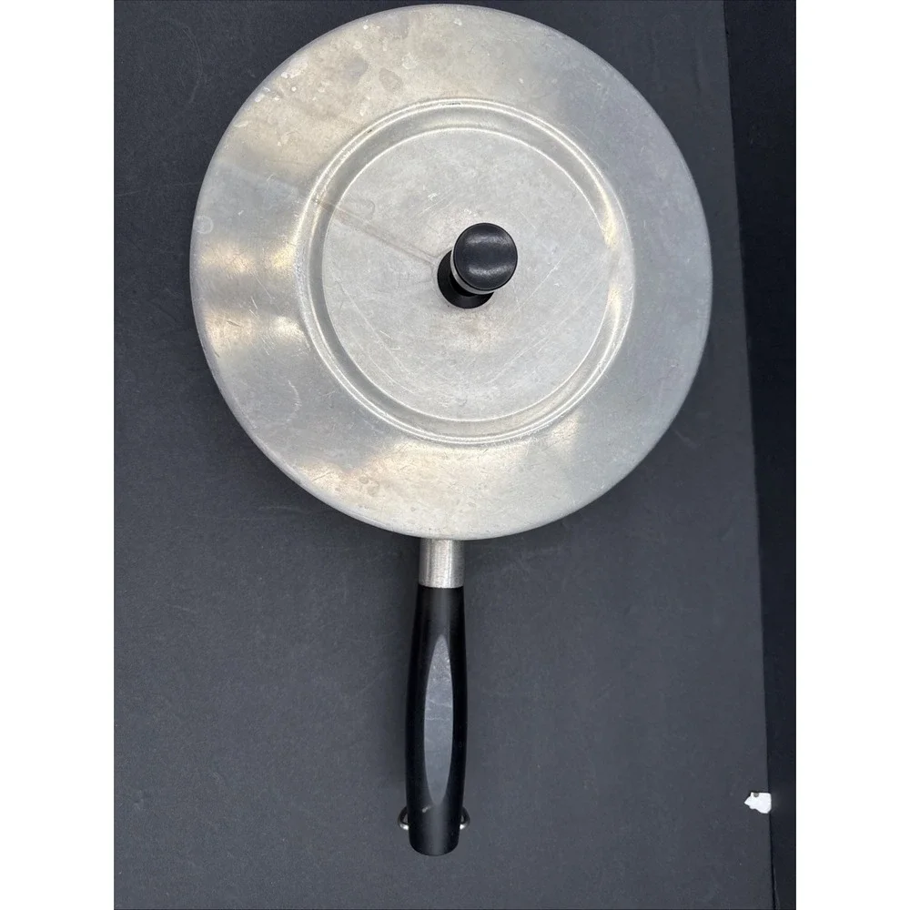 Vtg 70s Sears Aluminum Saute Pan 9
